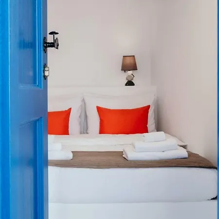 Blue Orchid Cycladic House * Emporio (Santorini)